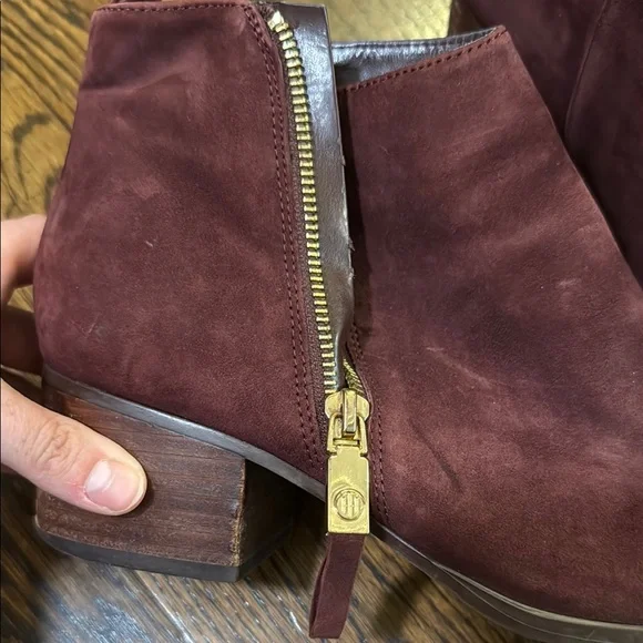 **Tommy Hilfiger Burgundy Ankle Boots** - Picture 4 of 5